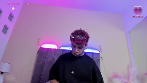 xavier fox   online show from February 13, 2026, 8:16 pm