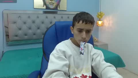 xavii_18_ online show from January 31, 2025, 1:02 pm
