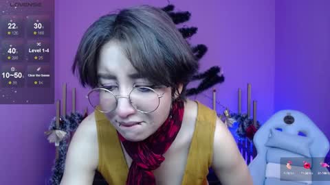 Xayah online show from December 28, 2024, 1:06 pm