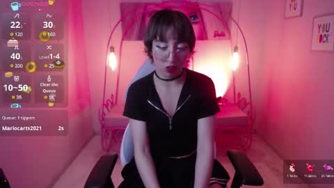 Xayah online show from February 4, 2025, 4:08 pm