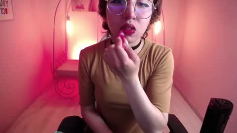 Xayah online show from February 11, 2025, 1:30 pm