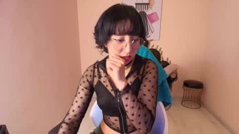 Xayah online show from March 3, 2025, 1:20 pm