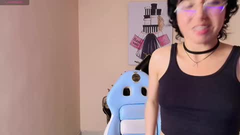 Xayah online show from March 5, 2025, 4:57 pm