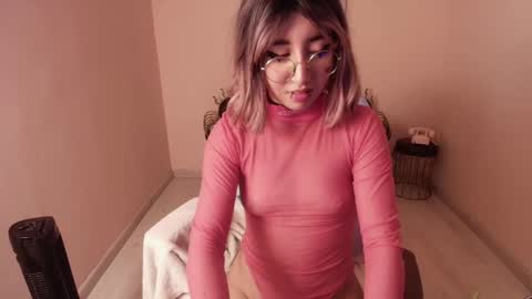 Xayah online show from March 8, 2025, 4:39 pm
