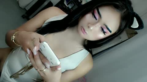 kianna online show from June 24, 2026, 7:02 pm
