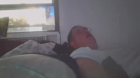 XC0mpDrgnX69 online show from October 15, 2025, 10:10 pm