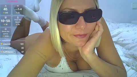 Daisy Hansen online show from December 19, 2024, 9:17 pm