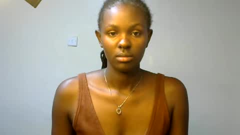 Snapshot of xeenah chatting on June 25, 2026, 10:14 pm xeenah online show from June 25, 2026, 10:14 pm
