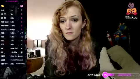 Snapshot of xelliee_rosex chatting on April 16, 2026, 12:44 am EllieeRose online show from April 16, 2026, 12:44 am