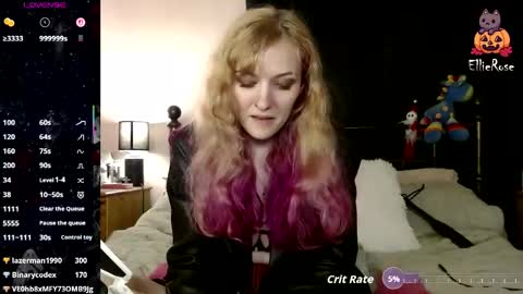 Snapshot of xelliee_rosex chatting on April 30, 2026, 8:57 pm EllieeRose online show from April 30, 2026, 8:57 pm