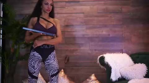 Xena online show from June 21, 2026, 7:49 pm