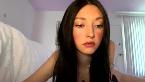 xenadreamx online show from May 7, 2026, 8:47 pm