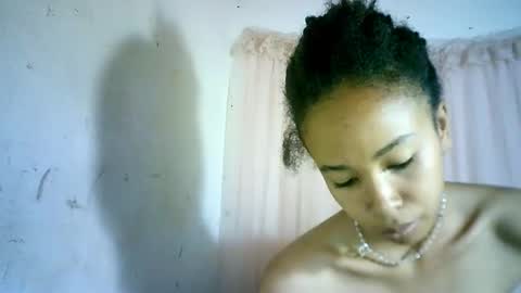 xenna610827 online show from January 14, 2025, 2:11 pm