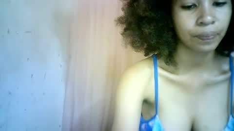 xenna610827 online show from February 5, 2025, 6:35 am