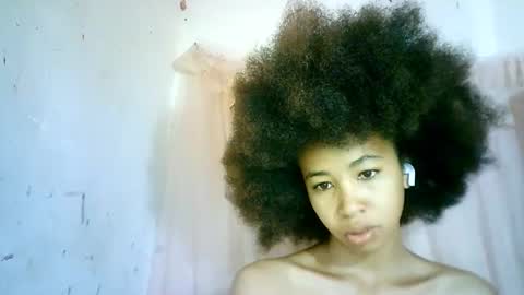 xenna610827 online show from February 19, 2025, 5:49 am