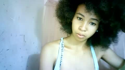 xenna610827 online show from February 27, 2025, 10:20 pm