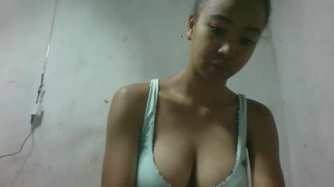 xenna610827 online show from March 8, 2026, 9:02 am