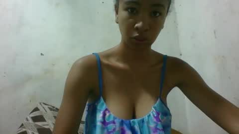 xenna610827 online show from April 27, 2026, 6:33 am