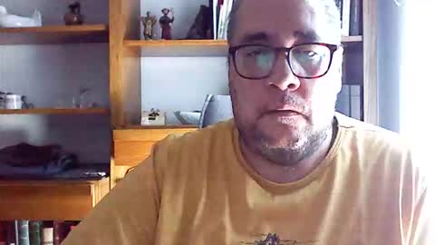 xevi1974 online show from September 14, 2025, 2:38 pm