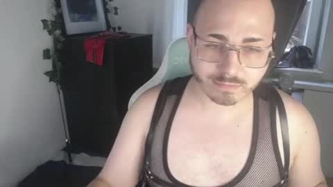 F A B I A N online show from September 12, 2025, 3:01 pm