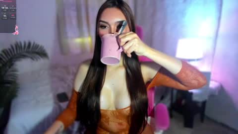preciousxoxo  online show from April 22, 2026, 7:33 am