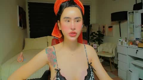 Barbie ann online show from May 7, 2026, 2:17 am