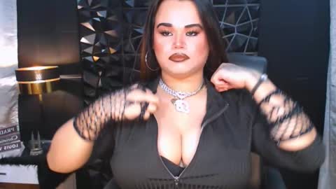 Snapshot of xhugeharleyselfsuckerx chatting on September 27, 2025, 6:13 pm xHUGECOCKTILLCUMX online show from September 27, 2025, 6:13 pm