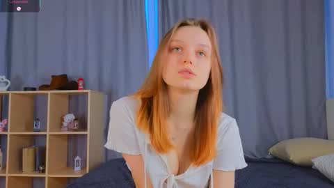 Luna and Lina online show from February 3, 2026, 4:10 am