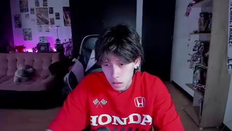 xIce Boy online show from June 18, 2026, 6:56 pm