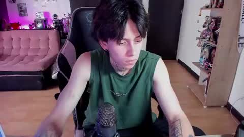 xIce Boy online show from June 22, 2026, 7:11 pm