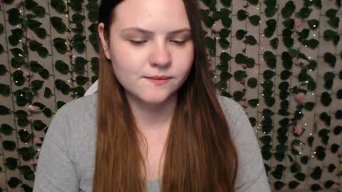 Lina online show from December 10, 2024, 6:11 am
