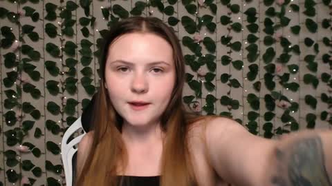 Lina online show from December 13, 2024, 5:16 am
