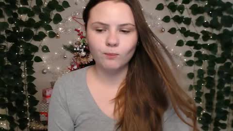 Lina online show from December 16, 2024, 4:23 am