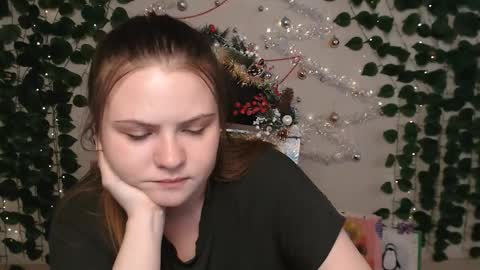 Lina online show from December 24, 2024, 7:39 am