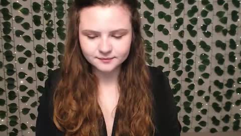 Lina online show from January 25, 2025, 4:13 am