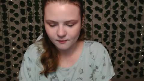 Lina online show from January 28, 2025, 4:08 am