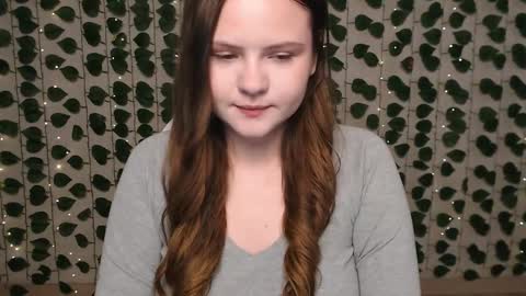 Lina online show from February 6, 2025, 4:10 am