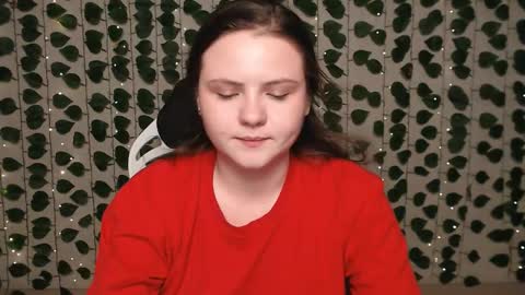 Lina online show from February 13, 2025, 10:34 am