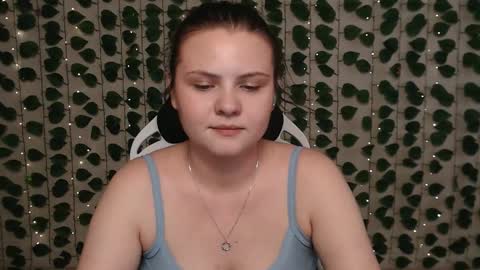 Lina online show from February 17, 2025, 7:15 am