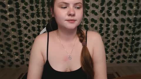 Lina online show from March 4, 2025, 7:08 am