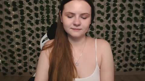 Lina online show from March 7, 2025, 5:29 am