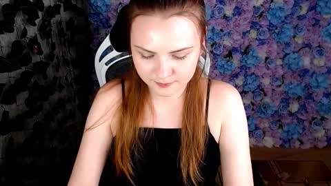 Lina online show from September 11, 2025, 6:13 am