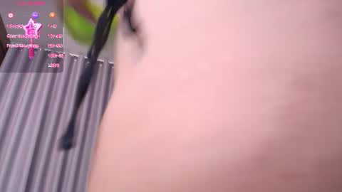 XIMENA LOPEZ online show from July 10, 2026, 6:07 am