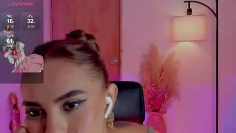 camila online show from December 22, 2024, 2:17 am