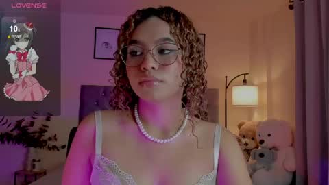 Snapshot of ximena_sotto1 chatting on April 18, 2026, 9:59 pm camila online show from April 18, 2026, 9:59 pm