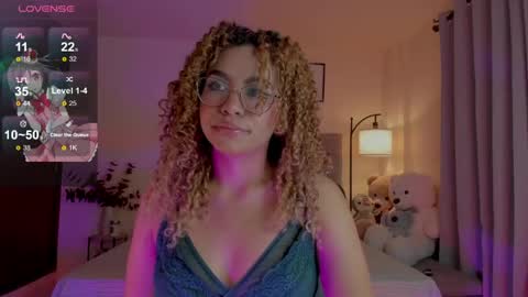 Snapshot of ximena_sotto1 chatting on April 20, 2026, 9:38 pm camila online show from April 20, 2026, 9:38 pm