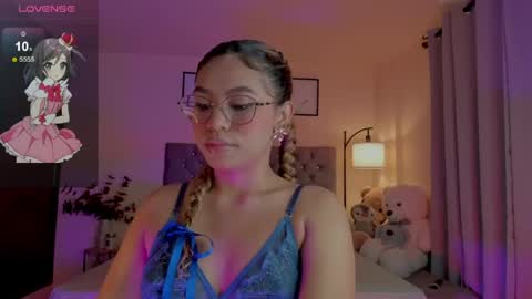 Snapshot of ximena_sotto1 chatting on April 23, 2026, 9:17 pm camila online show from April 23, 2026, 9:17 pm