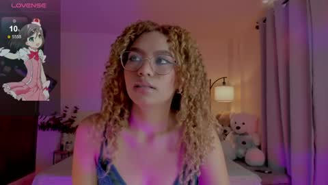 Snapshot of ximena_sotto1 chatting on May 3, 2026, 6:58 pm camila online show from May 3, 2026, 6:58 pm