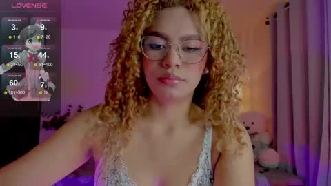 Snapshot of ximena_sotto1 chatting on May 10, 2026, 6:13 pm camila online show from May 10, 2026, 6:13 pm
