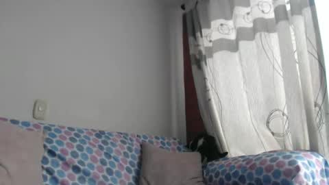 ximena suarez online show from October 2, 2025, 2:13 pm